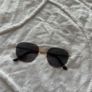 Quay sunglasses
